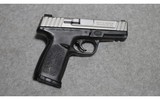 Smith & Wesson ~ SD9 VE ~ 9 MM Luger - 1 of 2