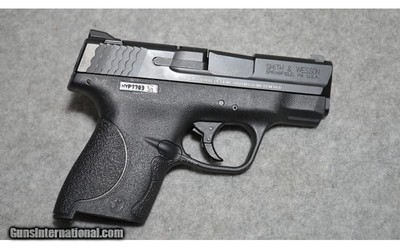Smith & Wesson ~ M&P Shield ~ 9 MM Luger