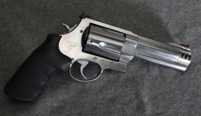 Smith & Wesson ~ 460 ~ 460 S&W Magnum