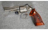 Smith & Wesson ~ 19-3 ~ 357 Magnum - 2 of 2