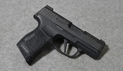 SIG Sauer ~ P365 ~ 9 MM Luger