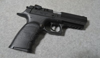 Magnum Research ~ Desert Eagle ~ 9 MM luger