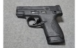 Smith & Wesson ~ M&P 9 Shield ~ 9 MM Luger - 2 of 2