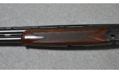 Beretta ~ 682 ~ 12 Gauge - Image 9 of 12