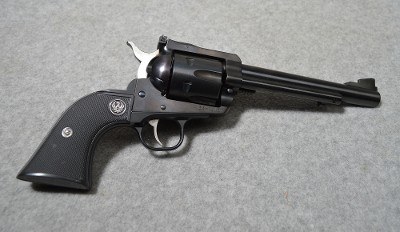 Ruger ~ New Model Blackhawk ~ 357 Magnum - Image 1 of 2