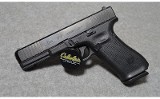 Glock ~ 17 V ~ 9 MM Luger - 2 of 2