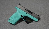 Springfield Armory ~ Hellcat ~ 9 MM Luger - 1 of 2