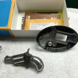 North American Mini Revolver - .22 LR - All stainless steel - Complete with: - 3 of 8