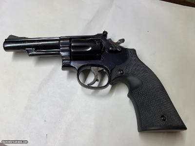 Smith & Wesson Mod 19 4
357 magnum