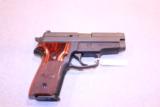 Sig Sauer P229 Elite 40 S&W - 1 of 8