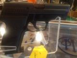 Sig Sauer P229 40 S&W 12 rd in case used - 1 of 8