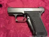 Heckler & Koch P7 M13 with original box and 3 magazines - 1 of 7