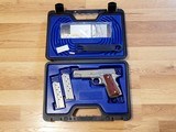 Dan Wesson Pointman Carry PM-C .38 Super - 1 of 7