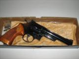 SMITH & WESSON
MODEL 25-5 .45 LONG COLT 6 - 1 of 3