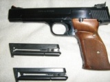 Smith & Wesson Model 41, Second generation - 1 of 2
