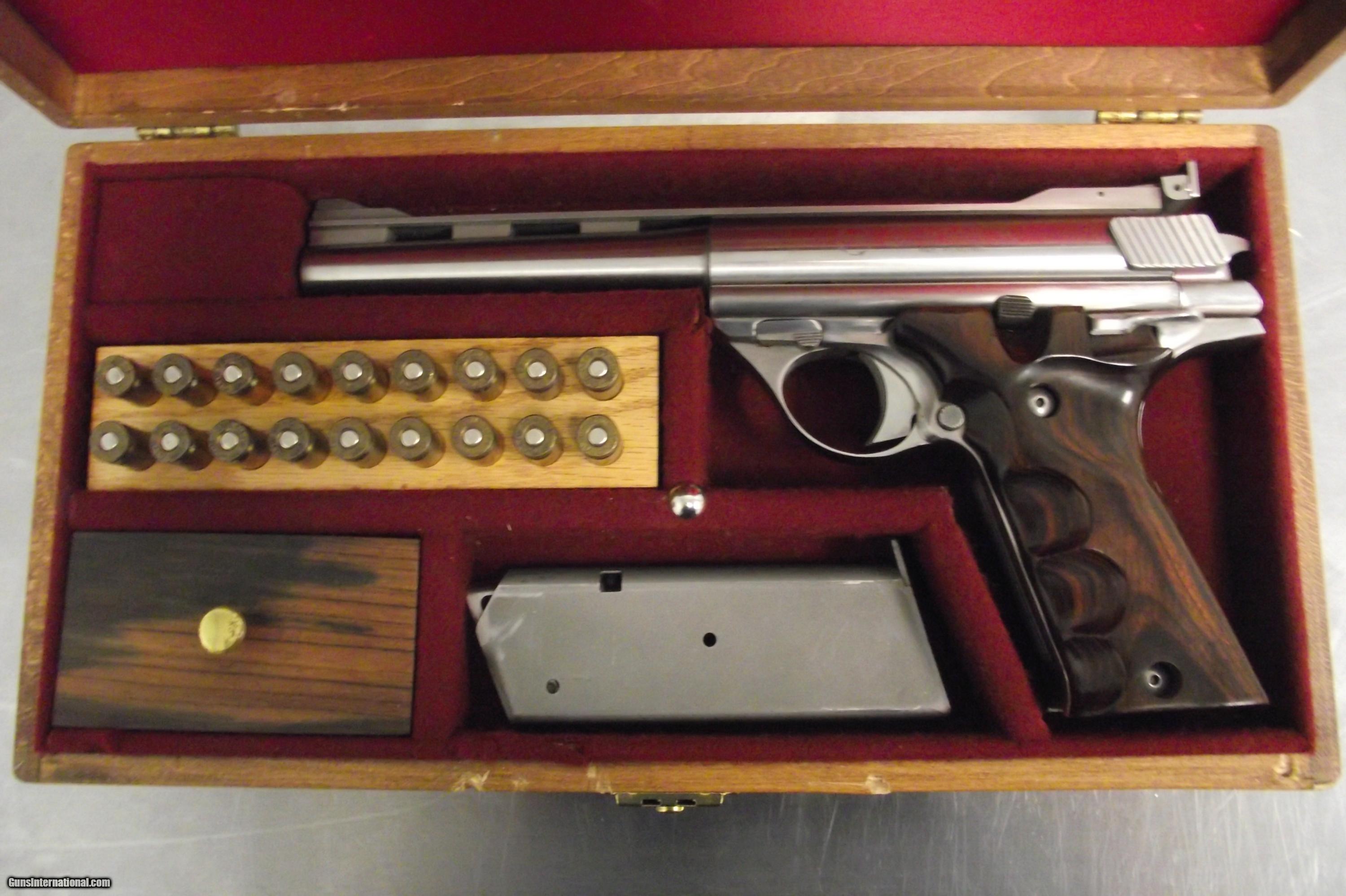 AUTO MAG .44 AMP, MADE BY TDE NORTH HOLLYWOOD, CA WITH