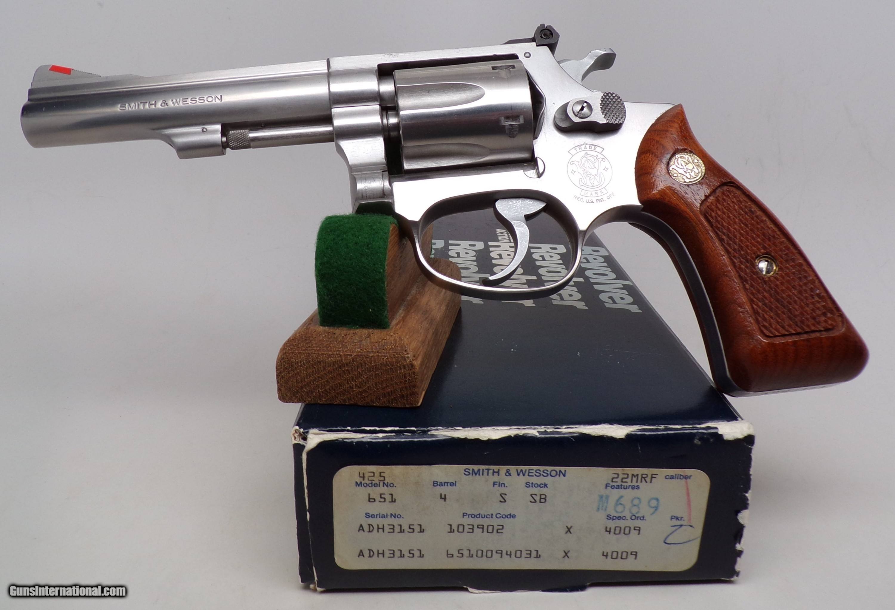 SMITH & WESSON MODEL 651 4