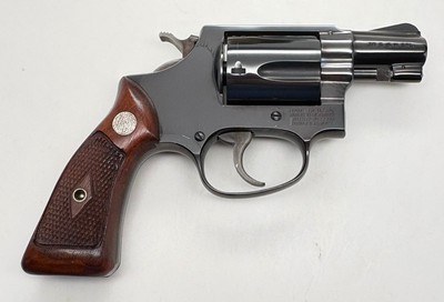 SMITH & WESSON MODEL 36 CHIEF SPECIAL .38 2' BARREL ORIGINAL NUMBERED BOX Excellent - Image 10 of 15