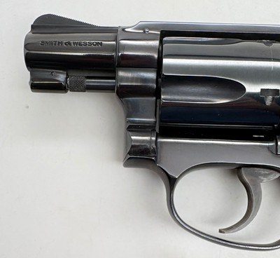 SMITH & WESSON MODEL 36 CHIEF SPECIAL .38 2' BARREL ORIGINAL NUMBERED BOX Excellent - Image 3 of 15