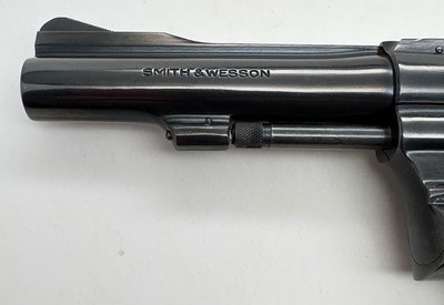 SMITH & WESSON MODEL 18-4 4" BLUE ORIGINAL BOX NICE - Image 6 of 15