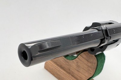 SMITH & WESSON MODEL 18-4 4" BLUE ORIGINAL BOX NICE - Image 9 of 15