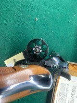 Smith & Wesson 10-5 .38SPL Revolver Mint Condition - 8 of 10