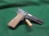 Springfield SA-35 9MM - 2 of 2