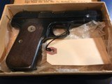 Colt 1908Hammerless 380 - 3 of 11