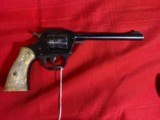 Harrington & Richardson Revolver Model 922 - 3 of 8