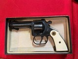 EIG
Model E4
22 Revolver - 2 of 5