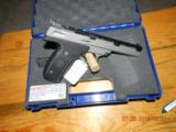 Smith & Wesson 22s 5.5 inch - 3 of 3