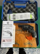 Smith & Wesson model 442 .38 - 3 of 7