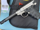 Smith & Wesson Victory .22 Performance Center - 2 of 3