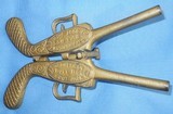 * Antique CAST IRON PISTOL "AMERICAN BULL DOG" BOOT JACK ORIGINAL - 4 of 8