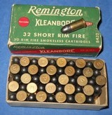 * Vintage AMMO REMINGTON 32 SHORT RF RIMFIRE FULL BOX 50 - 1 of 3