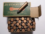 SCARCE REMINGTON .25 STEVENS LONG RF AMMO FULL BOX DOG BONE, MINTY - 1 of 7
