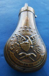 Antique ORIGINAL CIVIL WAR ERA DOUBLE EAGLE POWDER FLASK FOR CASED COLT & OTHERS - 2 of 13