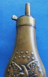 Antique ORIGINAL CIVIL WAR ERA DOUBLE EAGLE POWDER FLASK FOR CASED COLT & OTHERS - 4 of 13