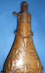 Antique POWDER FLASK INDIAN HUNTING BUFFALO AMERICAN FLASK & CAP - 4 of 8