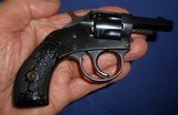 Vintage H&R YOUNG AMERICA .22 REVOLVER SOLID FRAME DA NICE - 2 of 15