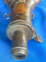 Antique CIVIL WAR EAR POWDER FLASK INDIAN HUNTING BUFFALO - 7 of 7