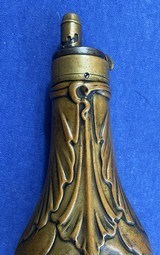 Antique CIVIL WAR ERA COPPER & BRASS POWDER FLASK LEAF DESIGN 6 3/4" - 4 of 7