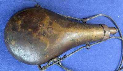 Antique CIVIL WAR ERA POWDER FLASK DEER, ELK, FOX AMERICAN FLASK & CAP - Image 3 of 5