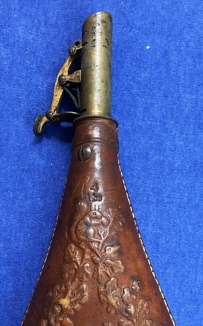 Antique MID 1800s ERA LEATHER SHOT FLASK, DEER, OWL, SQUIRREL, OAK LEAVES - Image 3 of 5