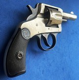 Vintage HARRINGTON & RICHARDSON LARGE SOLID FRAME .32 S&W 6 SHOT REVOLVER - Image 2 of 9