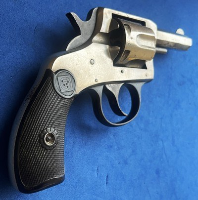 Vintage HARRINGTON & RICHARDSON LARGE SOLID FRAME .32 S&W 6 SHOT REVOLVER - Image 2 of 9