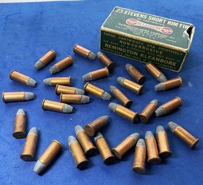Vintage REMINGTON .25 STEVENS RF AMMO DOG BONE PARTIAL BOX 32 ROUNDS - Image 1 of 7