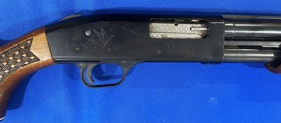 Vintage MOSSBERG WESTERN FIELD 12ga PUMP SHOTGUN VENT RIB - Image 2 of 17