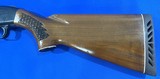 Vintage MOSSBERG WESTERN FIELD 12ga PUMP SHOTGUN VENT RIB - Image 8 of 17