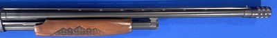Vintage MOSSBERG WESTERN FIELD 12ga PUMP SHOTGUN VENT RIB - Image 4 of 17